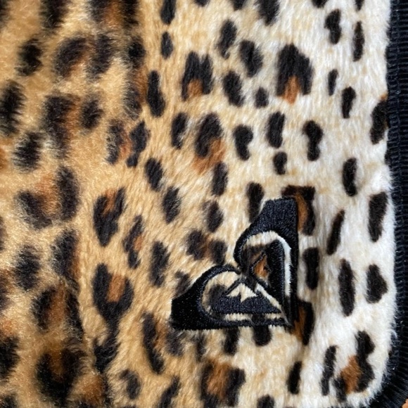 Roxy Leopard Messenger Bag - Picture 5 of 8